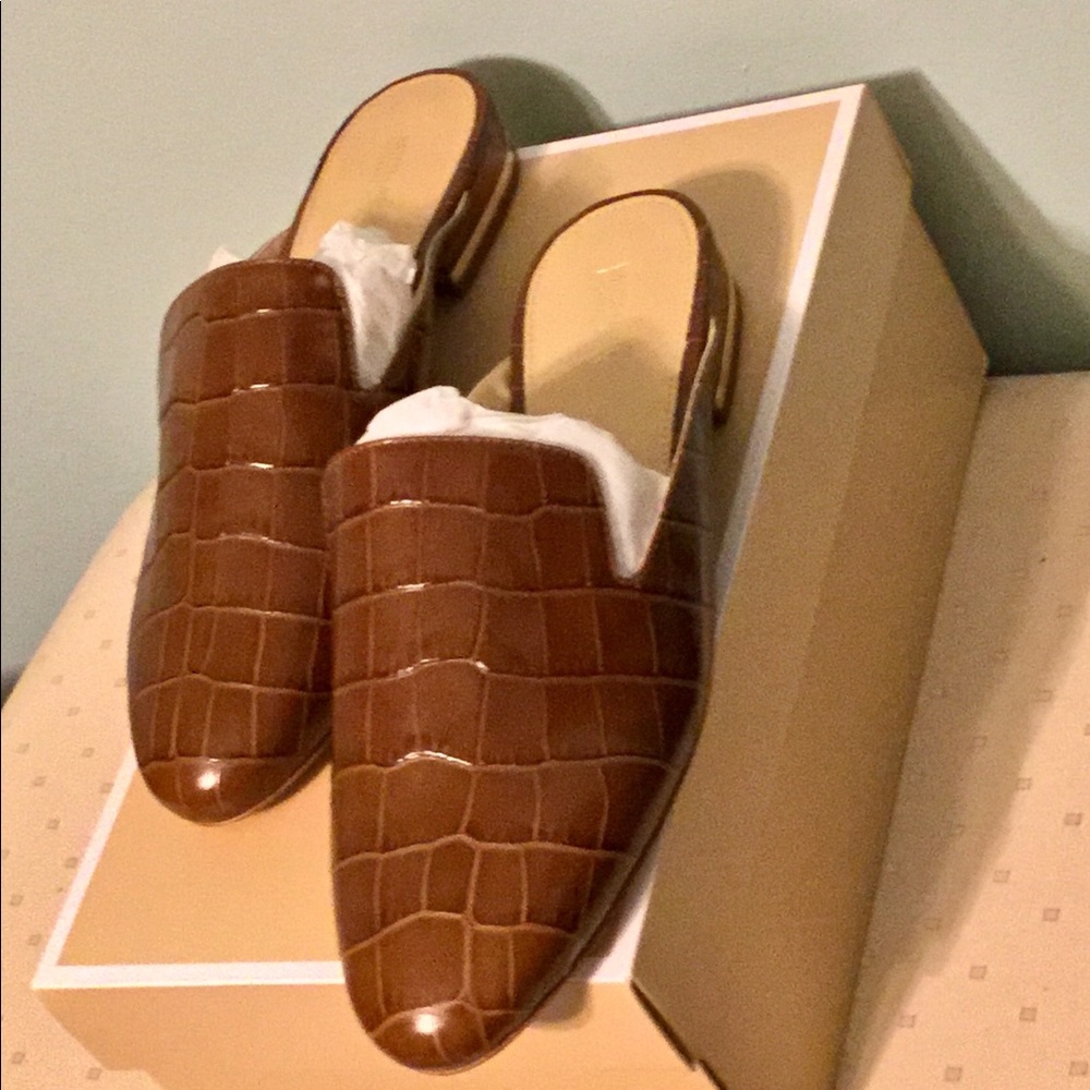 New in box Mulas Michael Kors